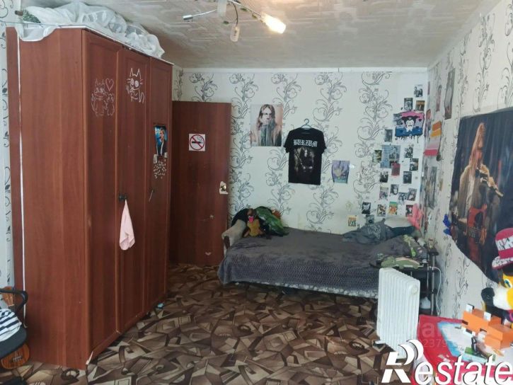 3-комн квартира улица Александрова, 38,  д. 38