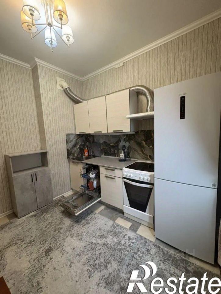 2-комн квартира улица Старостина, 93,  д. 93