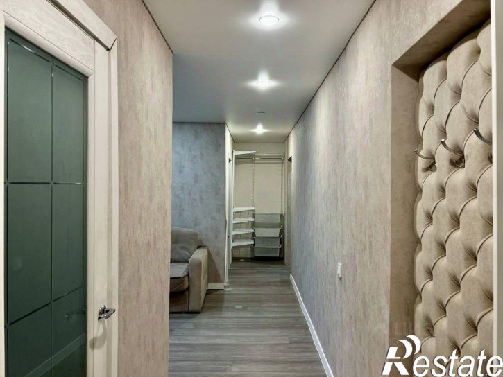3-комн квартира улица Софьи Перовской, 27,  д. 27