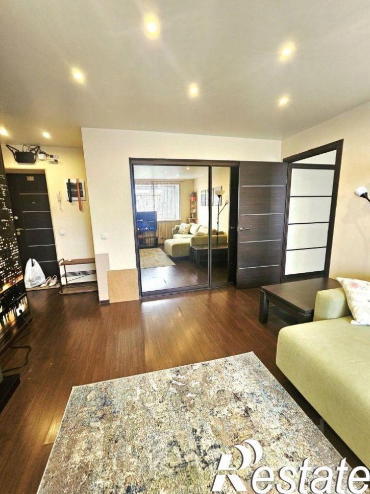 2-комн квартира улица Полярные Зори, 33 к3,  д. 33 к3