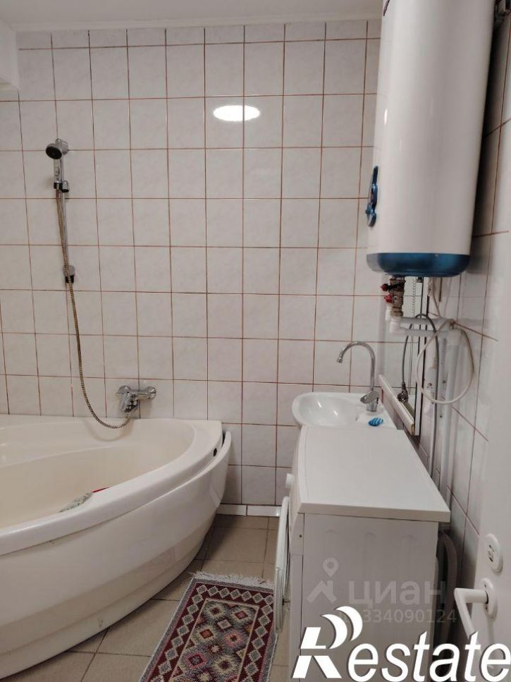 2-комн квартира улица Володарского, 3,  д. 3