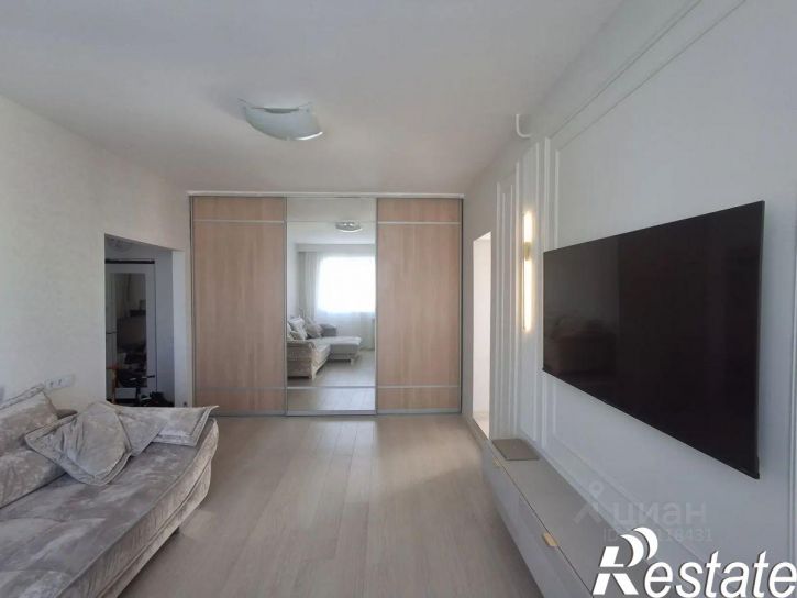 2-комн квартира улица Старостина, 59 к2,  д. 59 к2