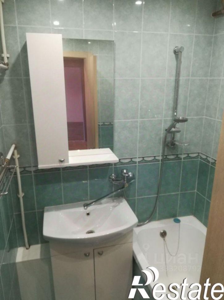 3-комн квартира Кольский проспект, 70,  д. 70