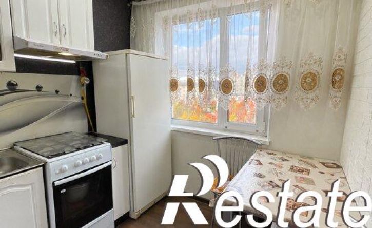 2-комн квартира улица Александрова, 10,  д. 10
