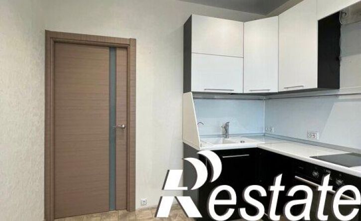 3-комн квартира улица Старостина, 65,  д. 65