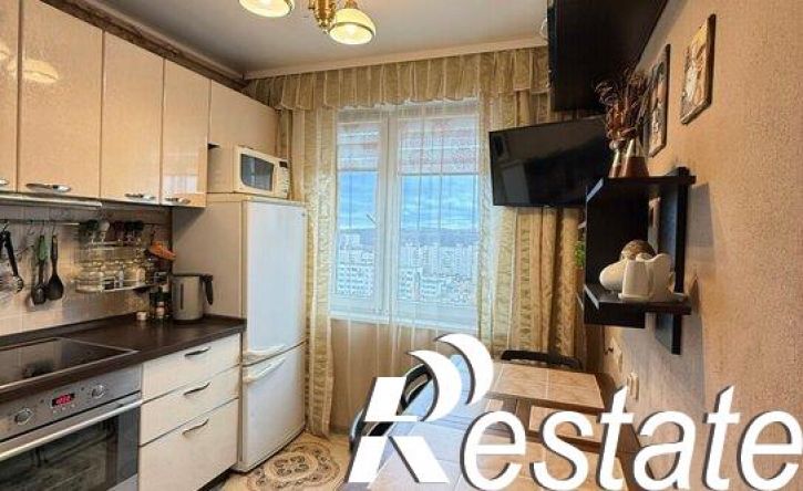 3-комн квартира улица Капитана Орликовой, 50,  д. 50