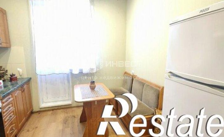 2-комн квартира улица Старостина, 57,  д. 57