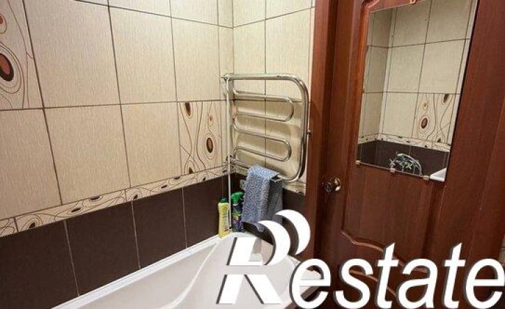 3-комн квартира улица Мира, 21,  д. 21