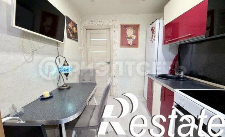 2-комн квартира улица Полярные Зори, 49 к3,  д. 49 к3