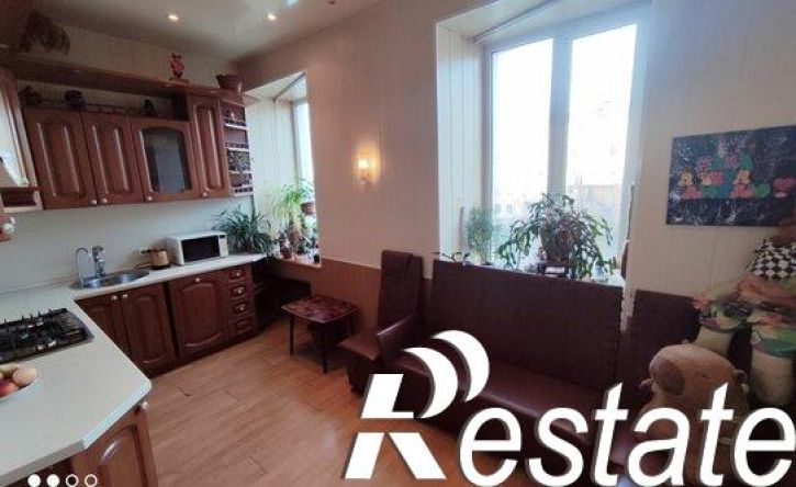 2-комн квартира улица Софьи Перовской, 8,  д. 8